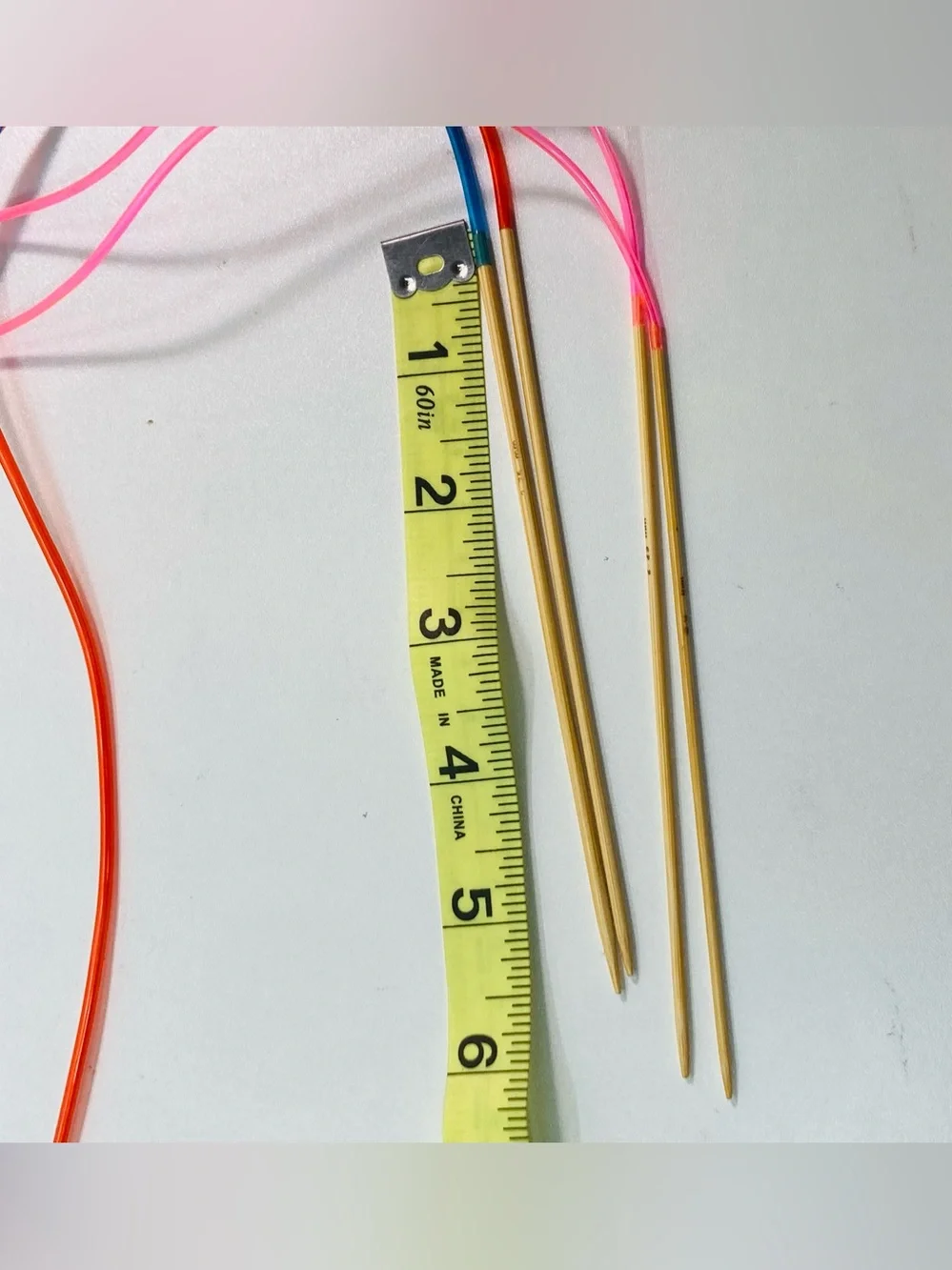 NEW 4 Set of Colorful Wooden Circular Knitting Needles sizes 2.0 2.25 2.5 2.75
